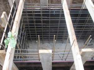 Всі бетонні роботи проводяться відповідно до вимог СНиП 3